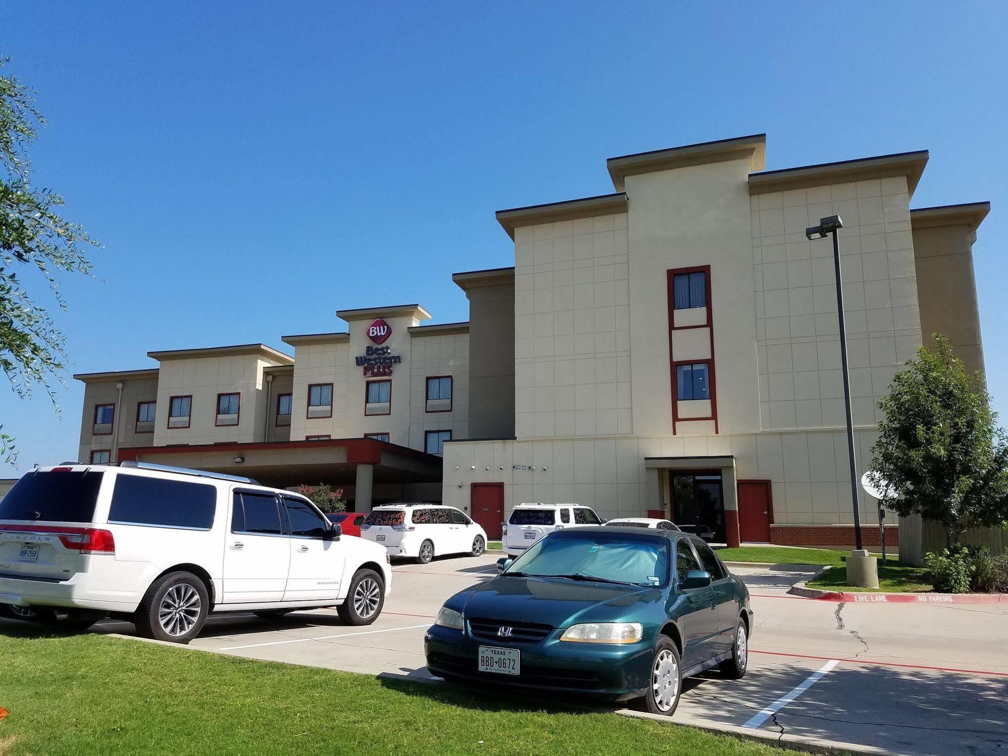 Best Western Plus Texoma Hotel & Suites Denison Exterior photo